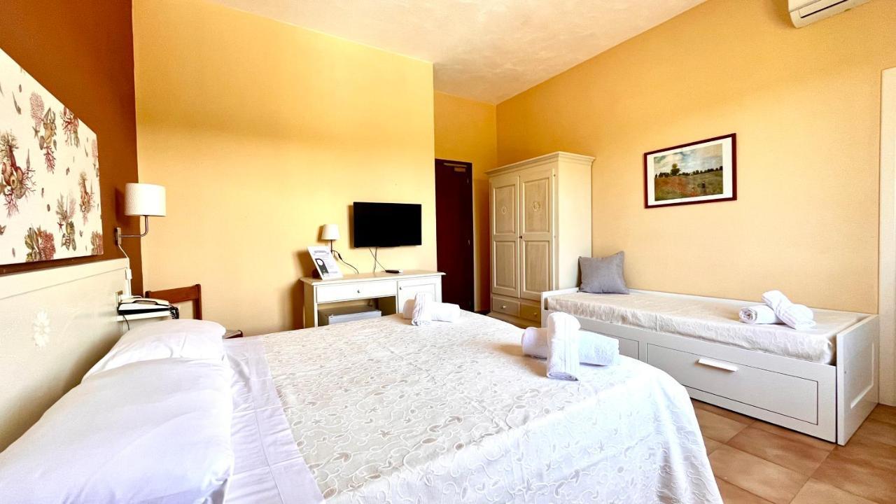 Hotel Frassetto Santa Teresa Gallura Exterior photo